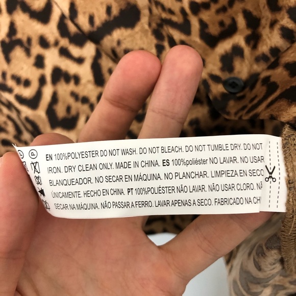 Forever 21 Men, Leopard Short Sleeve Button-Up, S - Picture 6 of 6